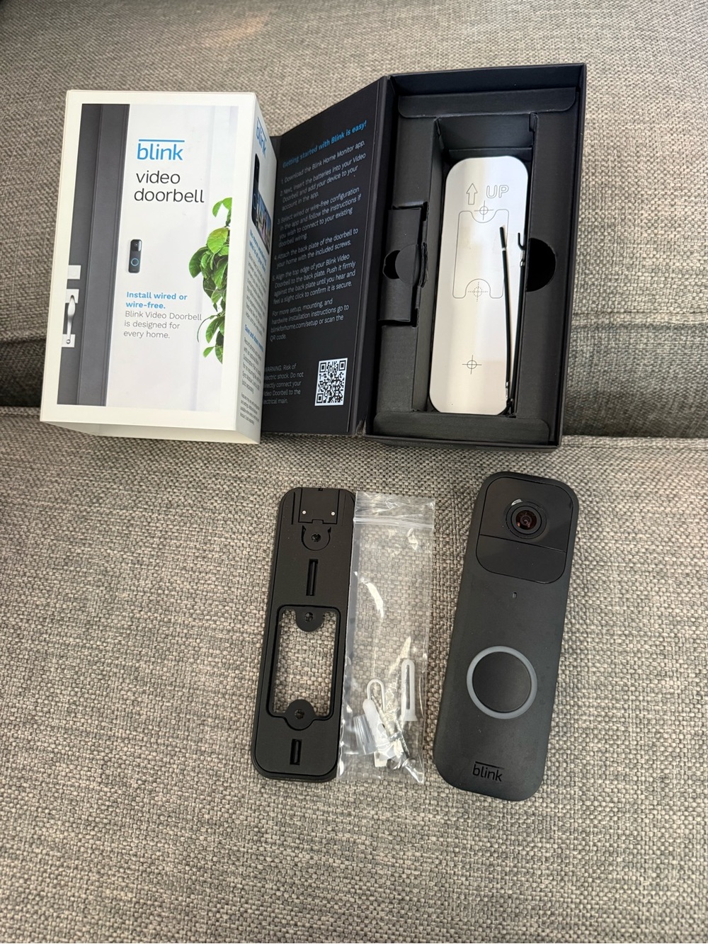 Link Blink Video Doorbell — Black and White Packaging